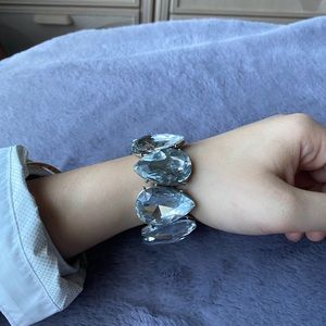 Teardrop silver chunky bracelet